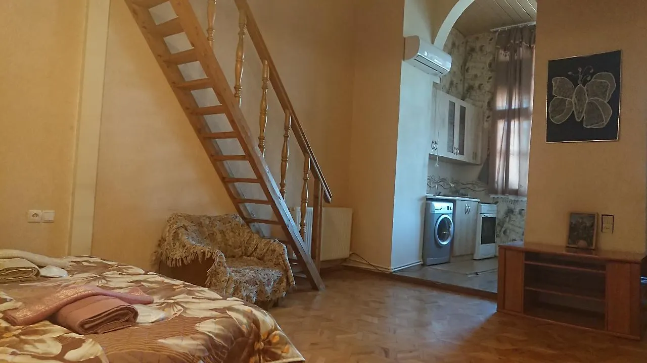 Grandma'S Hotel Тбилиси Грузия